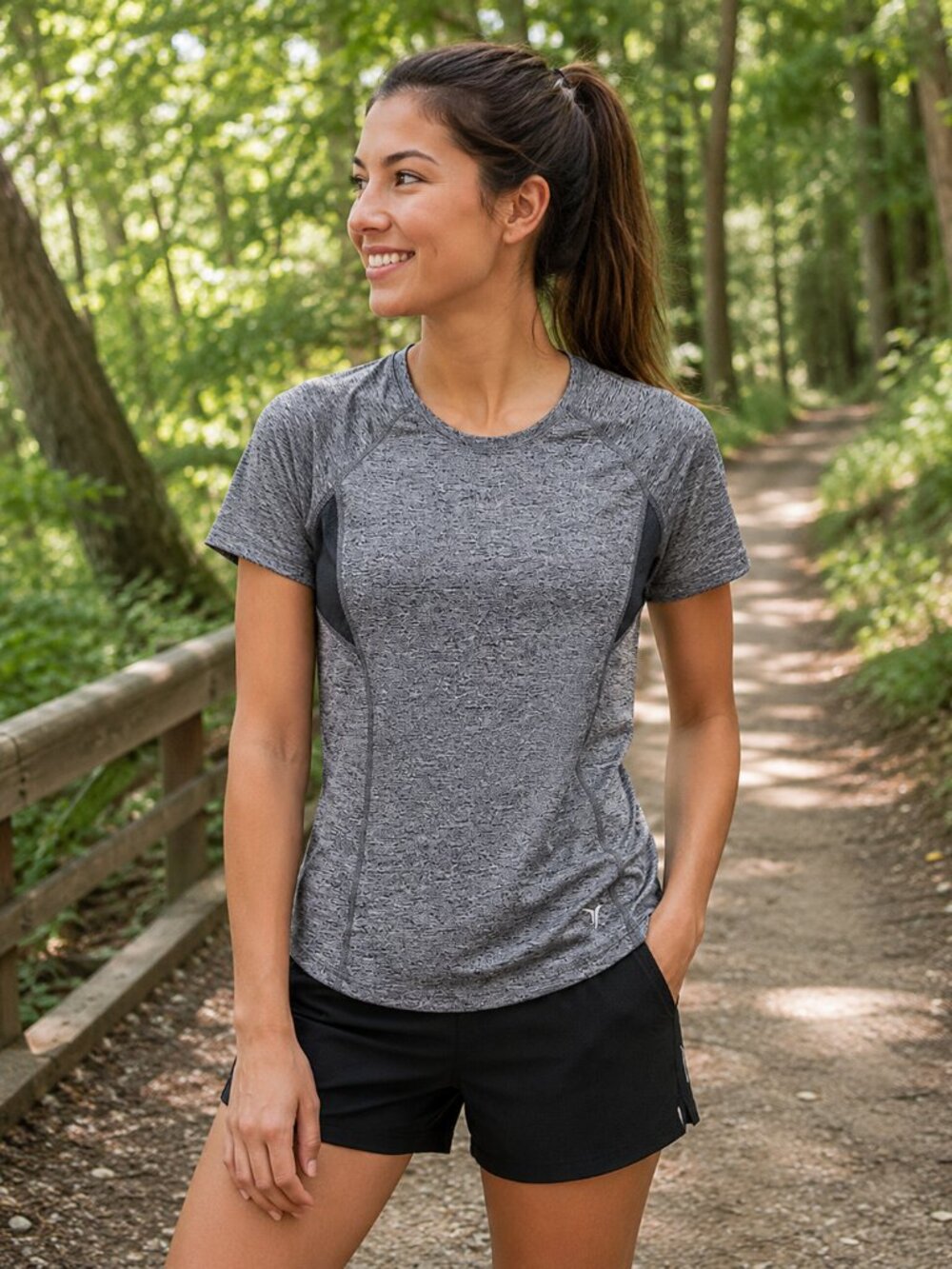 Old Navy Active Gray Semi-Fitted Tee Women’s Medium